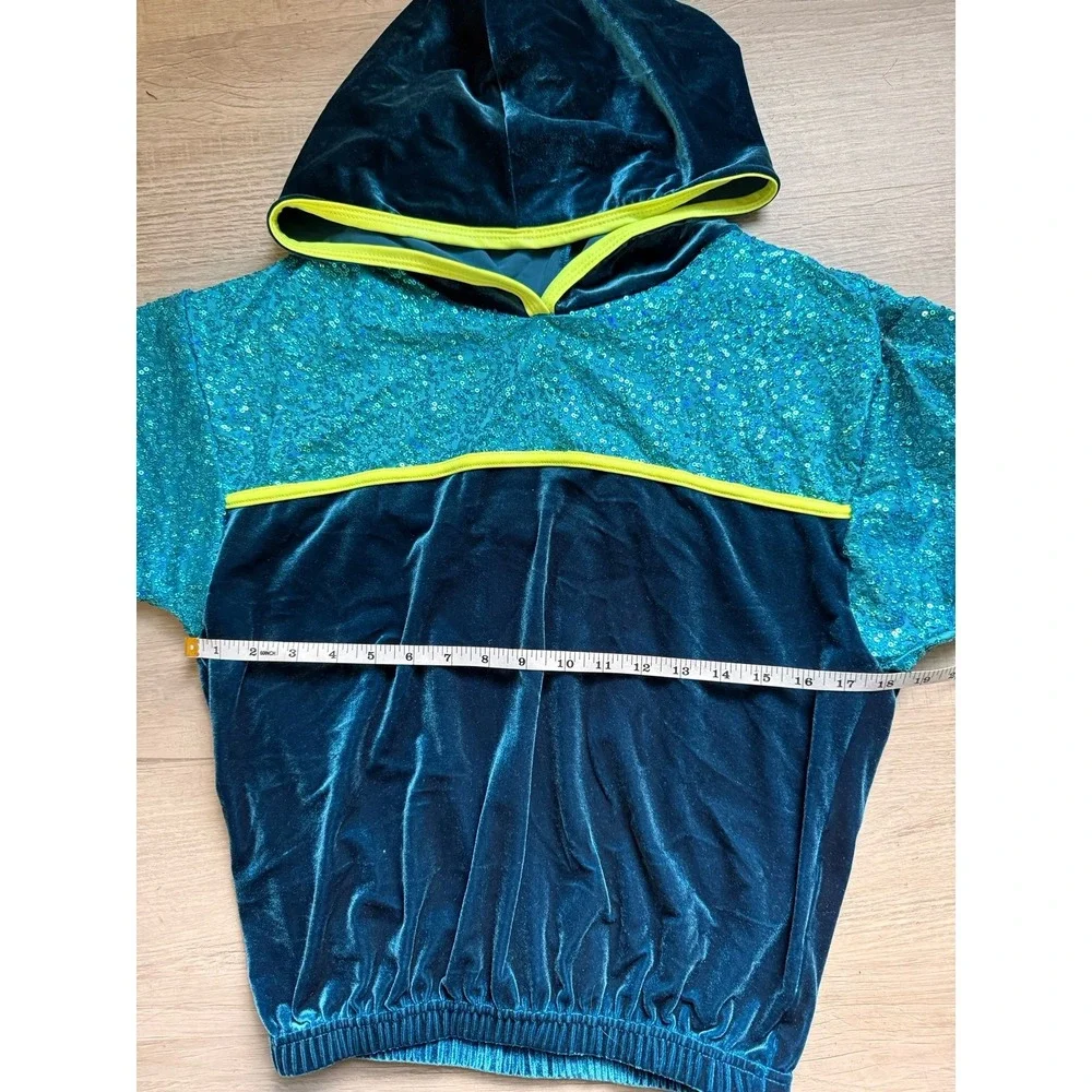 A WISH COME‎ TRUE two piece MA women's dance hip hop it's tricky costume